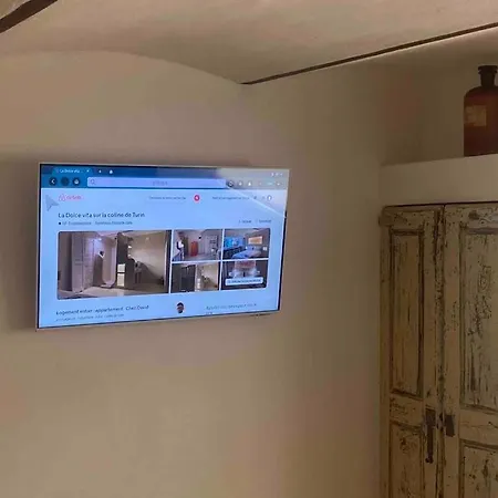 Dolce Sur La Colline De Turin *